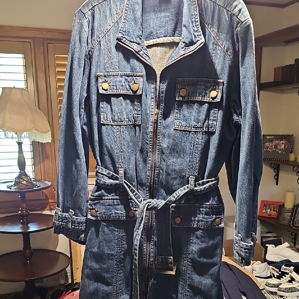 Chic Travel Smith Denim Belted Jacket with Gold Buttons